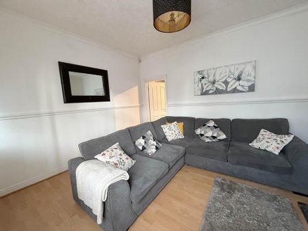 2 bedroom terraced house to rent - Photo 2