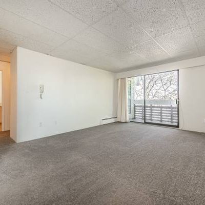 Rockland Heights - 1 Bedroom - Available March 1st - Photo 3