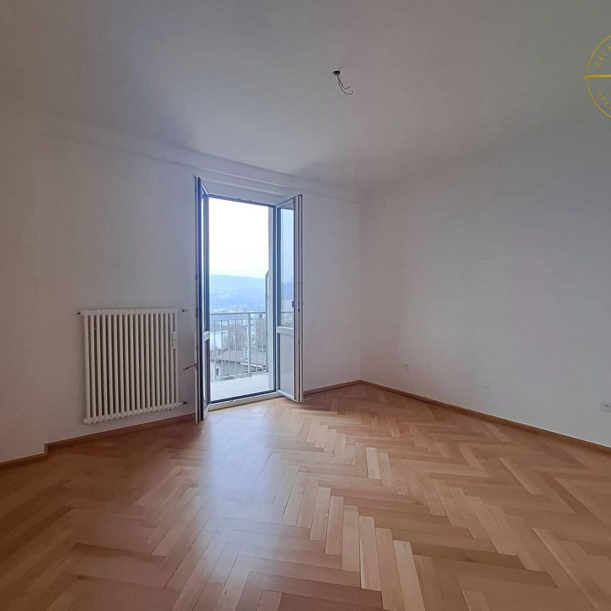 2.5 Zimmer, 2. Stock - Photo 1