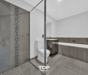 Modern Family Comfort in the Heart of Clyde - Photo 6