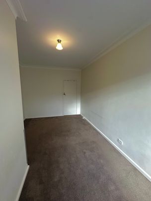 Epping - Photo 1