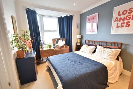 3 bedroom terraced house to rent - Photo 4