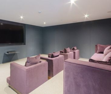 Studio Flat, Southwark Bridge Road, SE1 - Photo 4