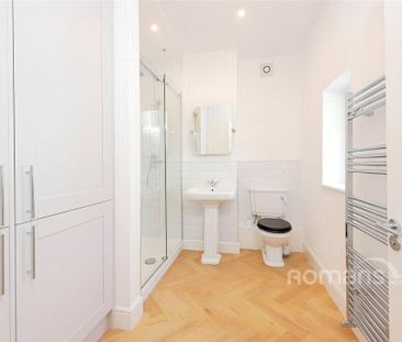 3 bedroom detached house to rent - Photo 5