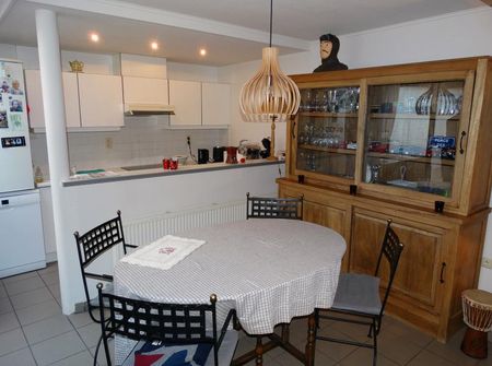 Gezellige, instapklare rijwoning met garage - Photo 4
