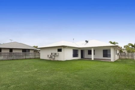 Discover the perfect coastal lifestyle - Photo 4