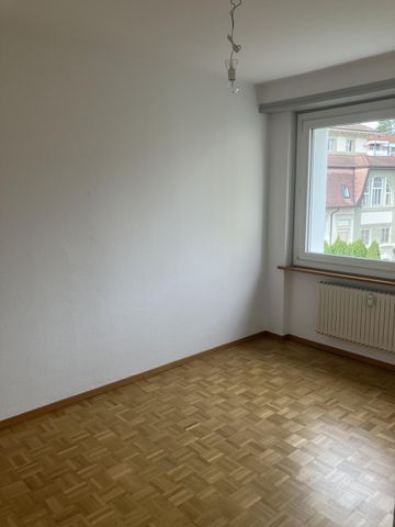 À louer - Bel appartement 4.5 pièces au 4ème étage - Photo 5