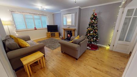 3 bedroom semi-detached house to rent - Photo 2