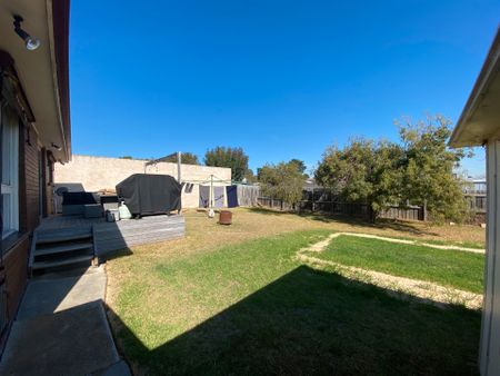 24 Coolabah Drive, Grovedale - Photo 3