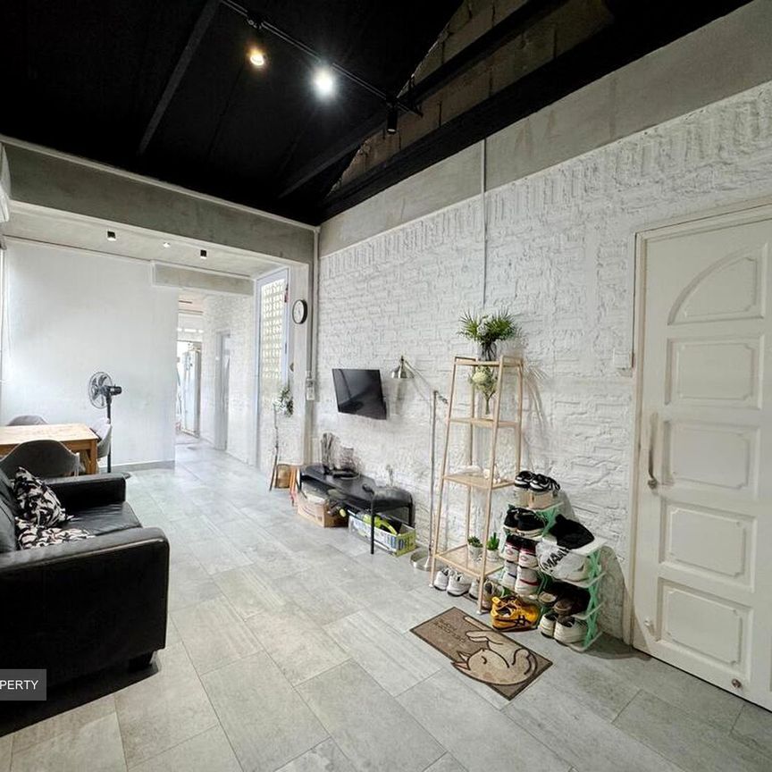 Eng Aun Mansion (D11), Apartment - For Rent - Photo 1