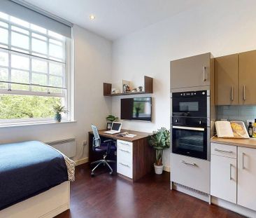 Studio to rent - Photo 6