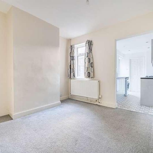 Regent Street, Reading, RG1 - Photo 1