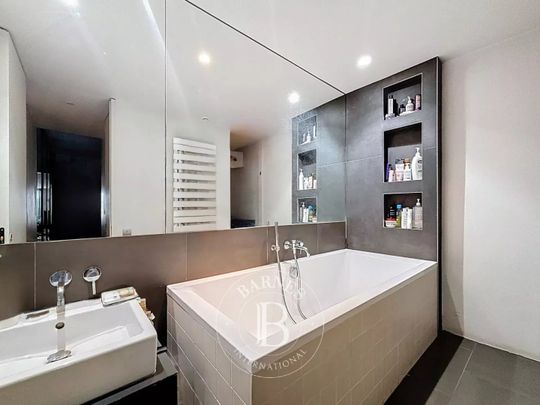 Appartement • Sentier-Bonne Nouvelle, Paris 2ème - Photo 1