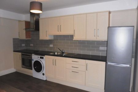 Blenheim Road, MINEHEAD - Photo 3