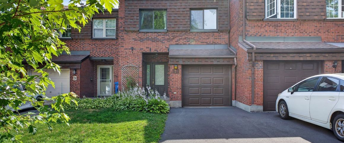 À louer / Maison à étages - Photo 1
