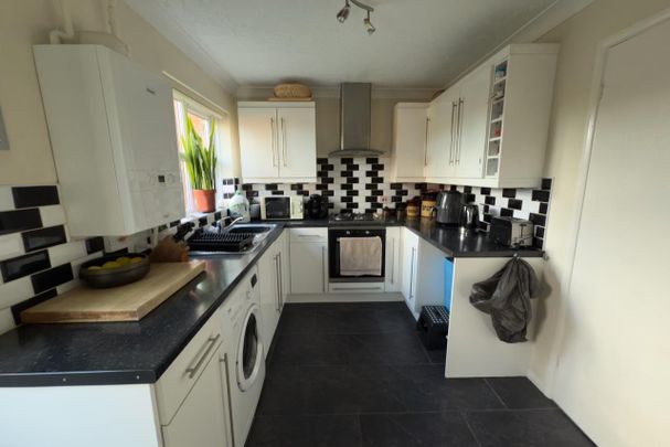 Sedgefield Road, Branston, Burton-On-Trent - Photo 1