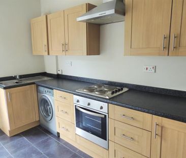 2 Bedroom Apartment To Let - Photo 5