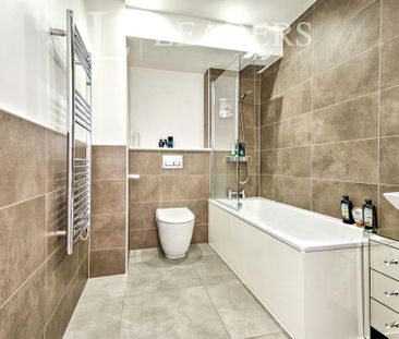 2 bedroom flat to rent - Photo 6