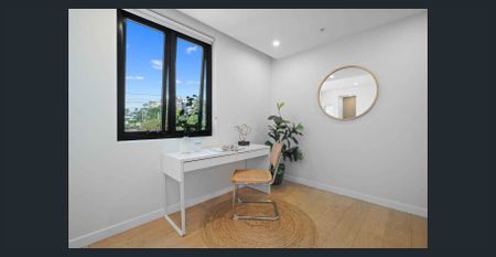 Modern & Stylish Apartment | Prime Epping Location | Walk to Station - Photo 5