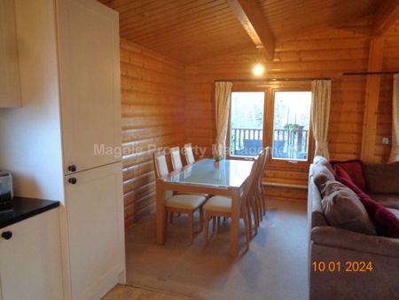 Price £1,395 pcm - Available Now - Furnished - Photo 4