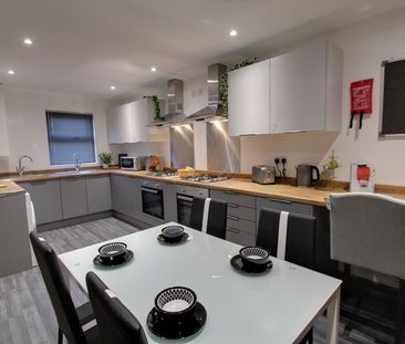 Cross Hedge Close Room 5 - Photo 1