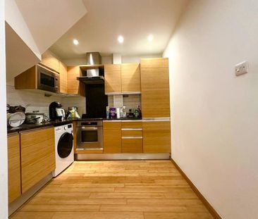 3 bedroom apartment to rent - Photo 5