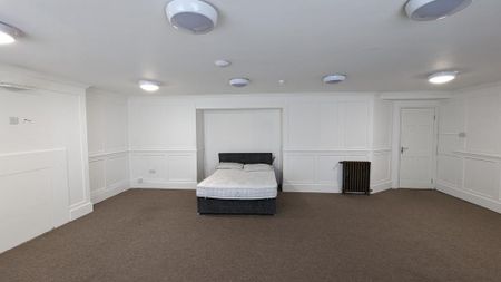 1 bedroom in a house share to rent - Photo 5