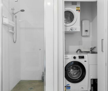 One Bedroom Apartment And Study - Photo 5