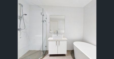 Spacious Two Bedroom with Study Nook in Killara - Photo 4