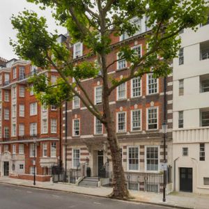 A range of stylish one-bedroom apartmnts to rent on Draycott Avenue in Kensington and Chelsea, Londo - Photo 2