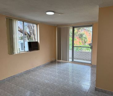 2 BEDROOM UNIT FIRST FLOOR - Photo 4