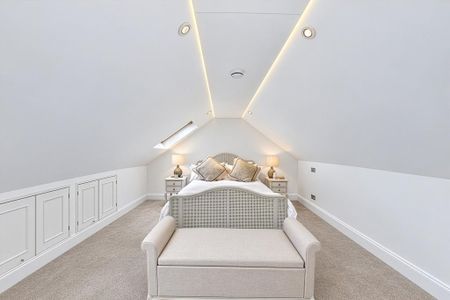 4 bedroom apartment to rent - Photo 4