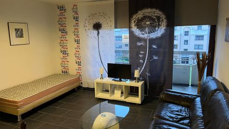 Modern möbliertes Studio mit Balkon/Keller/ Tiefgarage MH-Broich - Foto 4