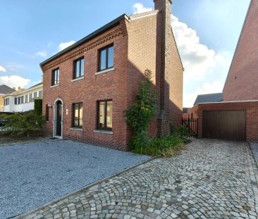 MOOIE WONING MET GARAGE EN TUINTJE - Foto 6