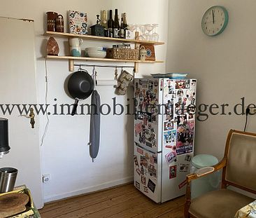 Im Herzen vom Karolinenviertel - gepflegter Altbau - Endetage mit großem Wohnzimmer, Holzdielen - Foto 5