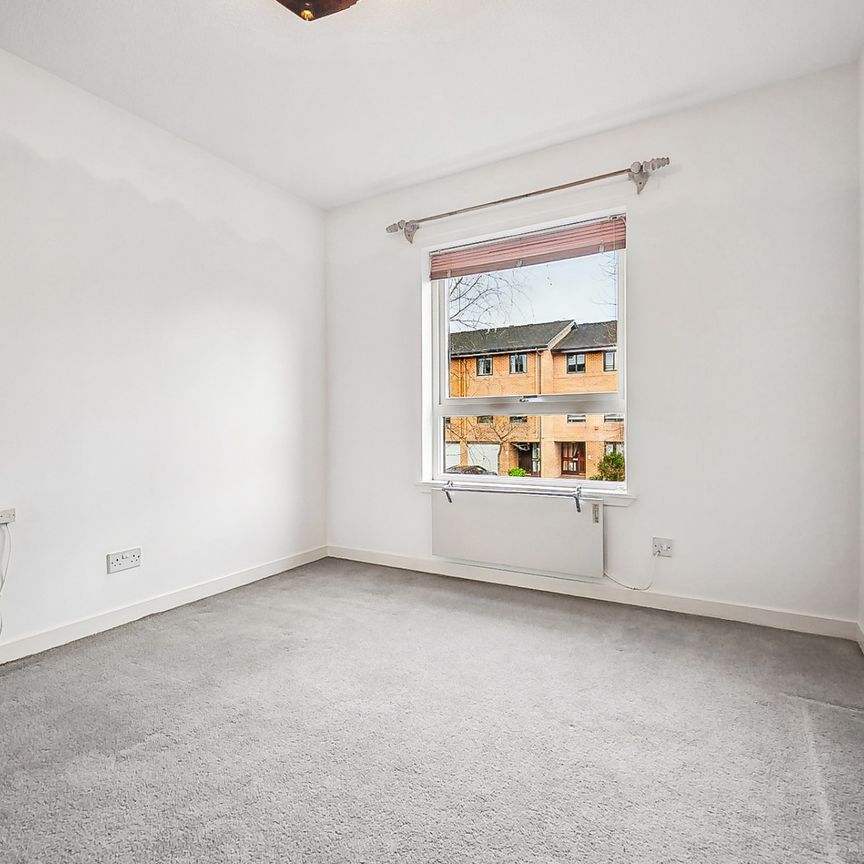 Mansionhouse Gardens - Photo 1