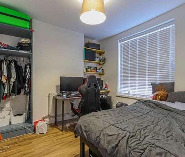 Woodville Road, Cathays, CF24 - Photo 2
