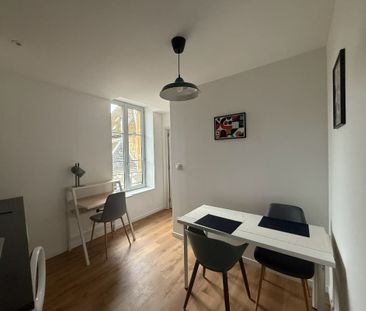 TYPE 2 MEUBLÉ 22.89 M² - HYPER CENTRE-VILLE - Photo 1