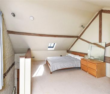 4 bedroom detached house to rent - Photo 1