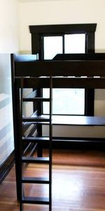 (DPMonline.ca) Trendy Rooms For Rent At Strathcona's Hip-O Building! - Photo 4