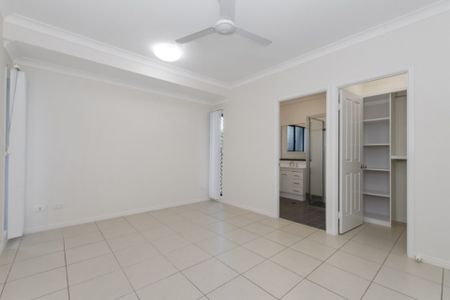 Four Bedroom Home in Willowbank - Photo 4