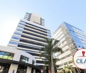 Imobiliária Cilar Aluga Apartamento com 2 quartos Centro Cívico com... - Photo 5