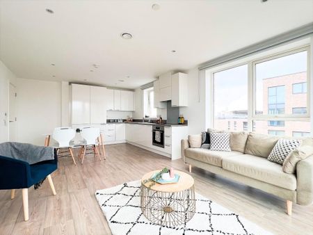 3 bedroom apartment to rent - Photo 3