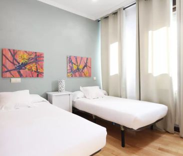 2-bedroom apartment for rent near Retiro park, Madrid - Foto 1