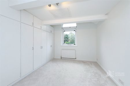 Croham Park Avenue, South Croydon, CR2 7HL - Photo 4