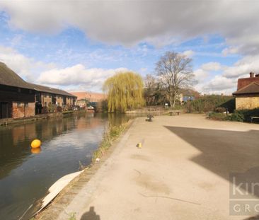 2 Bedroom Apartment To Let - Photo 4