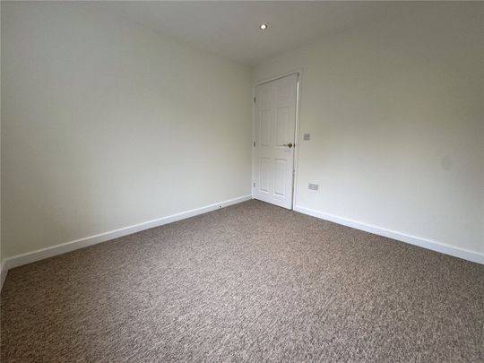 Lane End, Corner Lane - Photo 1