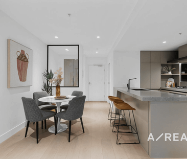 Stylish Apartment With Separate Study Nook - Photo 2