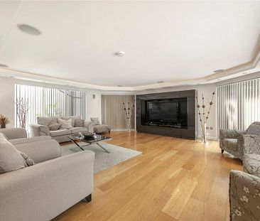 5 bedroom detached house to rent - Photo 3