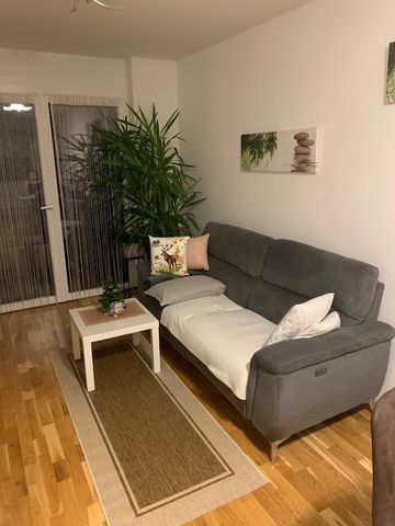 Traumhafte 2-Zimmer-Gartenwohnung mit Terrasse (50,69m²) im Zentrum von Feldbach - Photo 2